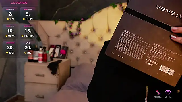 AmberGreyy  online show from April 12, 2:20 pm