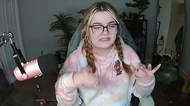 Briiantix online show from February 11, 4:03 am