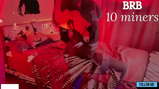 Emily Gin online show from January 17, 3:58 am