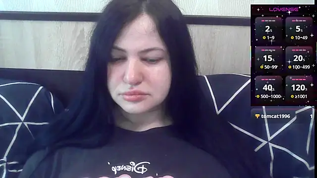 German Eva online show from April 13, 9:10 am