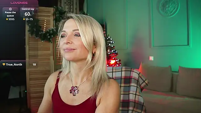 Gloria Lovely online show from December 16, 11:27 am