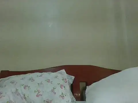 sweet love00 online show from September 17, 6:33 am