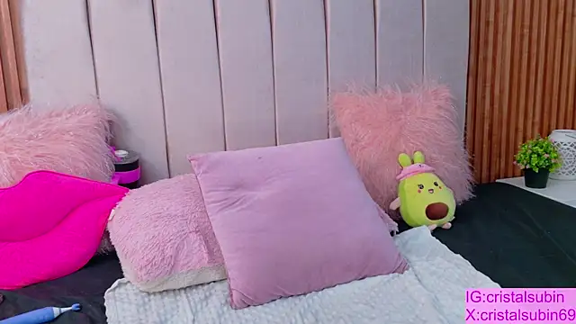 cristal subin69 online show from November 11, 4:15 pm