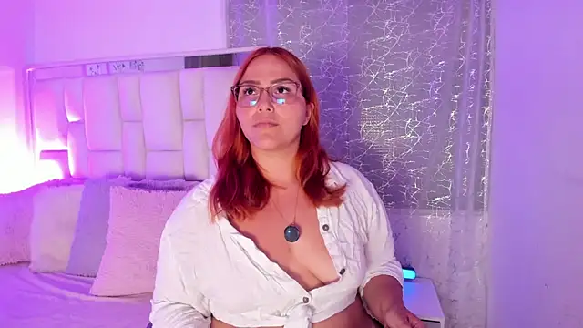 LeahxBarker online show from March 16, 1:41 am