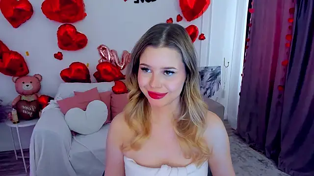 FollowLovee online show from February 4, 6:49 am