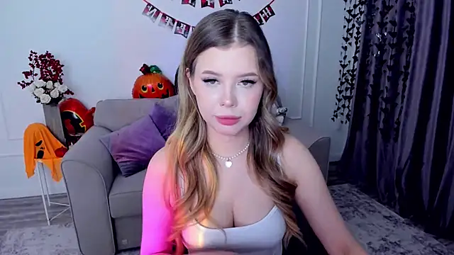 FollowLovee online show from October 23, 7:42 pm