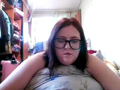 DesireMelissa online show from October 19, 12:40 pm