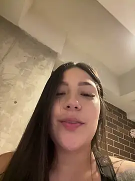 Latina vanessa online show from March 28, 3:50 am