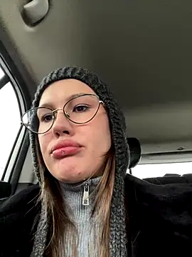 RinaCat online show from November 7, 6:08 am