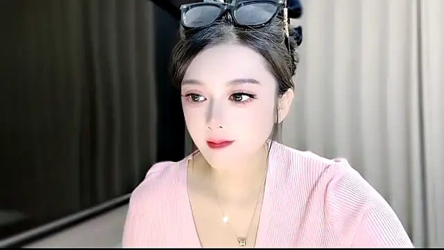 Snapshot of VIWVI chatting on September 17, 5:16 am VIWVI online show from September 17, 5:16 am