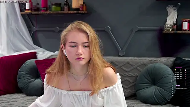 Alexandra Demore online show from October 16, 6:21 pm