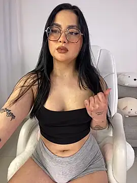 Snapshot of montmariana chatting on September 19, 12:09 am montmariana online show from September 19, 12:09 am