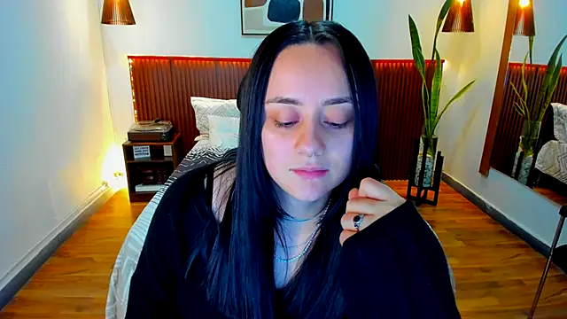 KatherineBond online show from November 17, 8:09 pm