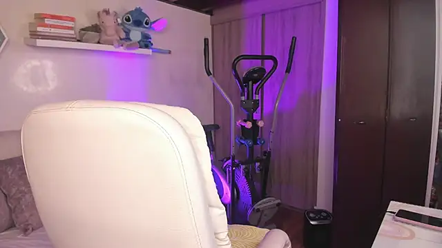 Nataliia 09 online show from December 3, 9:17 pm