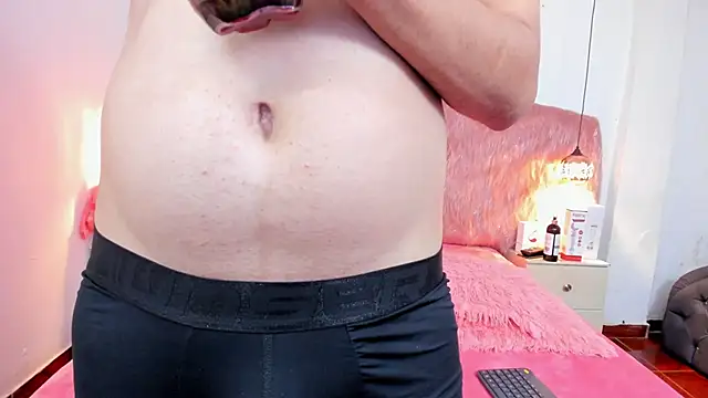 Derek and Skarlet online show from February 26, 10:03 am