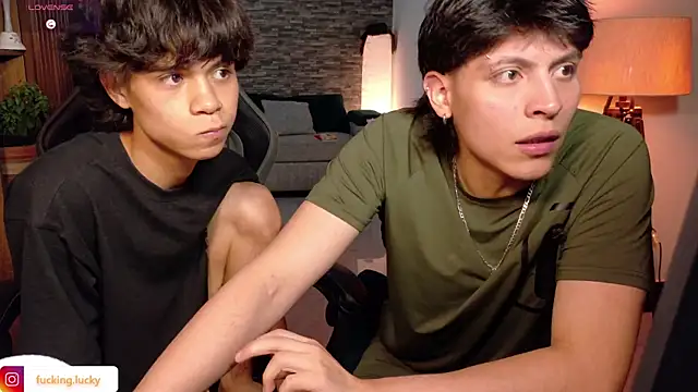 MyLatinHotBoys online show from April 24, 11:07 pm