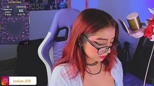 AnngelaSkye online show from February 24, 6:45 am