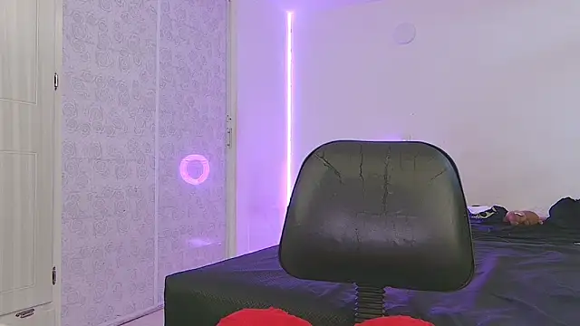 Lucy Fer5 online show from February 5, 2:31 pm