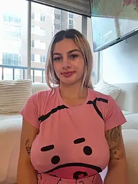 AtheneaRossi online show from April 14, 11:21 am