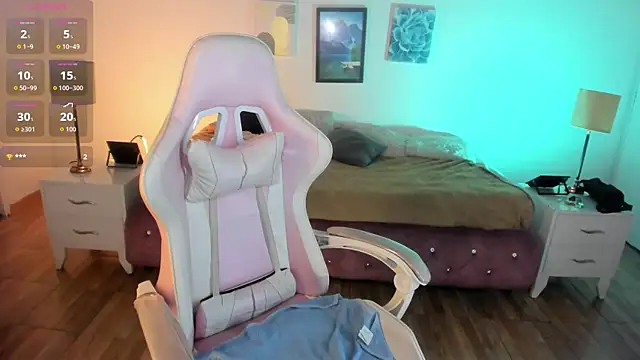 Aliciia cute1 online show from October 16, 10:12 pm