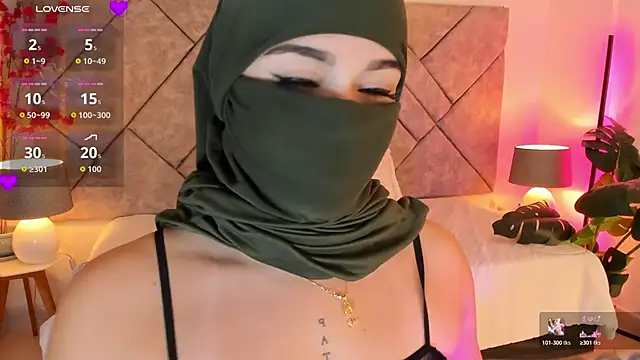 anna-henao online show from November 3, 8:57 pm