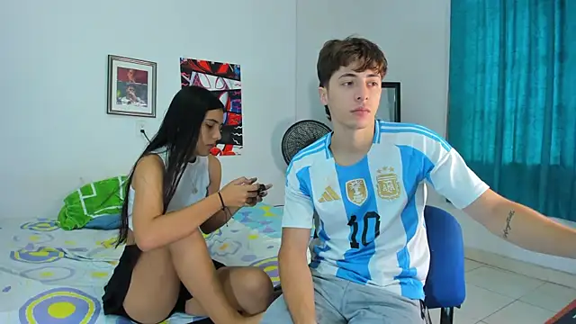 AlessandroDybala online show from June 22, 1:52 pm