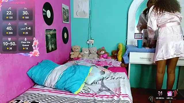 sensitive brunette online show from November 23, 2:36 am