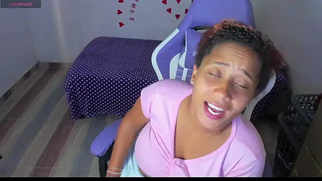 zandra kiman online show from February 22, 9:59 pm