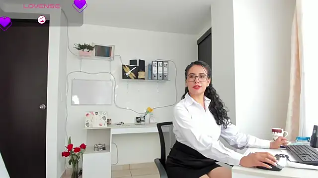 susana monroy online show from April 24, 7:16 pm