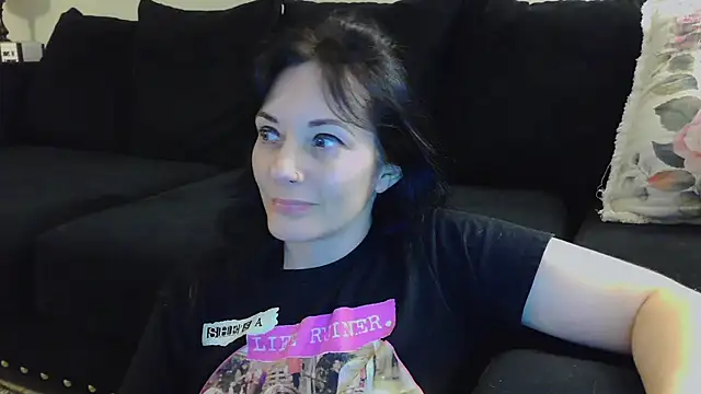 CrystalLakeXO online show from October 23, 10:32 am