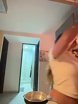 SaraParisi online show from January 5, 11:08 pm