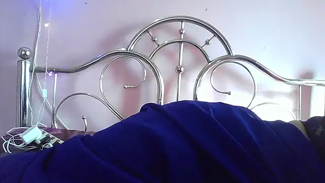 Laal-Pari online show from November 9, 8:21 am