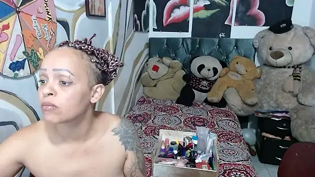 manzanahot9 online show from April 7, 6:10 pm