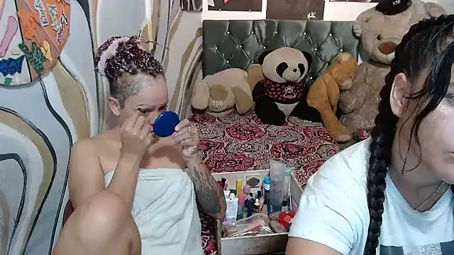 manzanahot9 online show from April 11, 9:46 am