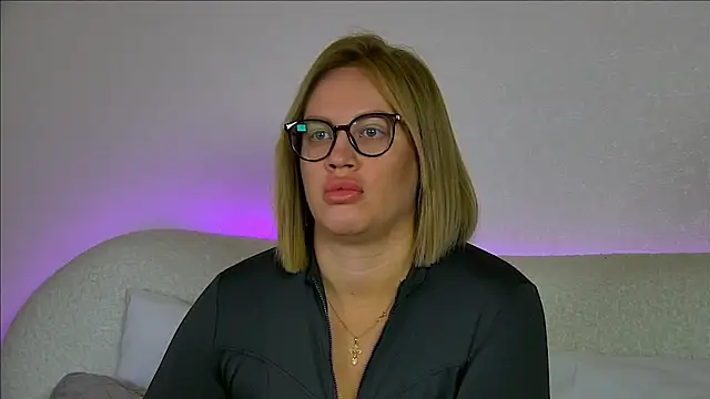 MariaNeumann online show from September 12, 7:18 am