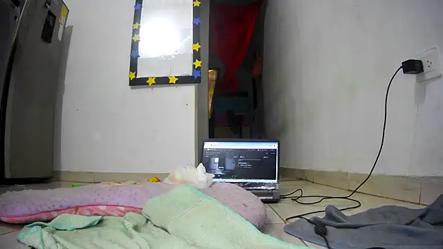 liam-65 online show from April 20, 1:03 pm