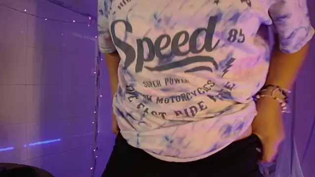 Giia paiige18 online show from November 12, 1:42 pm