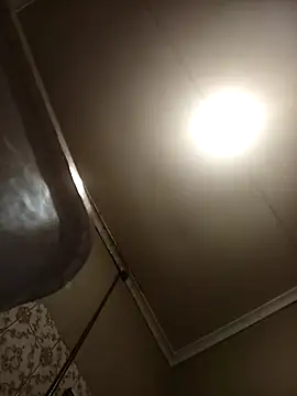 mloghyfsa online show from December 5, 7:41 am