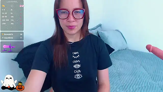 SharonR1 online show from October 12, 12:35 am