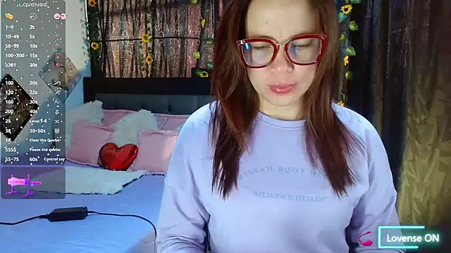 SharonR1 online show from September 12, 10:28 pm