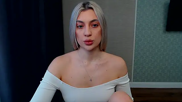 hot-sasha9 online show from February 16, 7:08 am