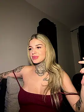 bbholli online show from January 17, 11:23 pm