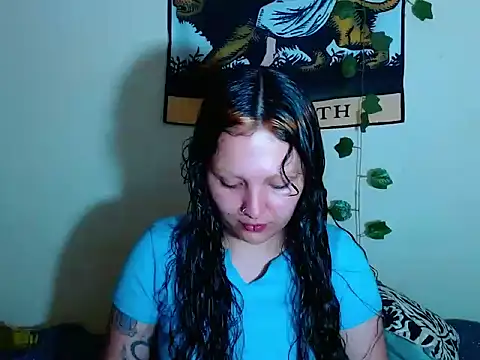 sweetiee mary online show from December 14, 6:08 am