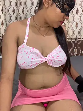 little shadow online show from September 13, 6:05 pm