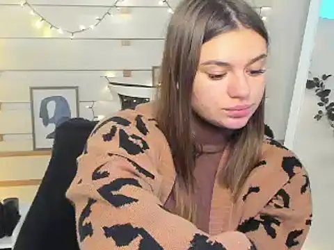 Josephine Kiss online show from November 23, 1:24 pm