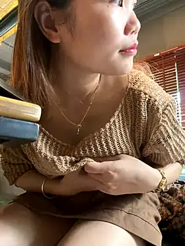 Emily 9xx online show from November 9, 4:08 am