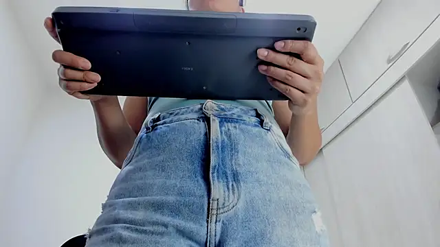 Amelia Debora Antonella online show from March 17, 1:26 pm