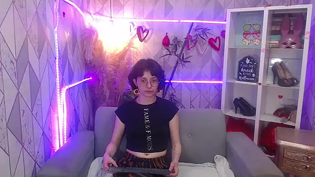 charlottemoonxz online show from November 6, 7:53 pm