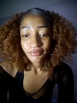 Snapshot of GoddessVee chatting on October 21, 1:31 am GoddessVee online show from October 21, 1:31 am