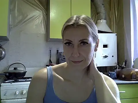 AshleyXHoney online show from November 5, 7:02 am